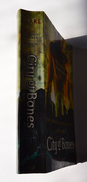 City of Bones - The Mortal Instruments book 1