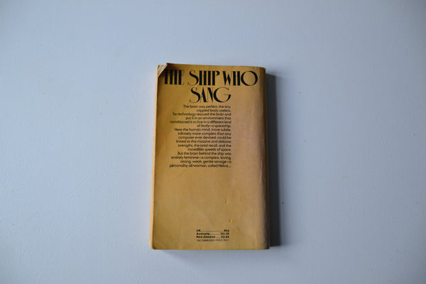 The Ship Who Sang - Brainship Book 1