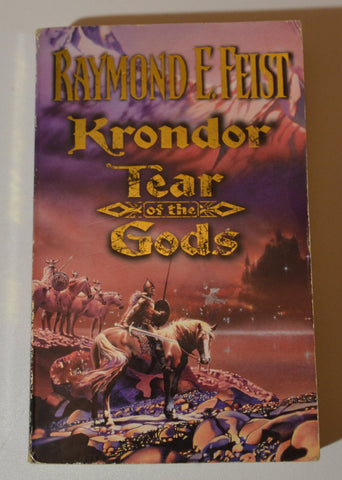 Krondor: Tear of the Gods - The Riftwar Legacy book 3
